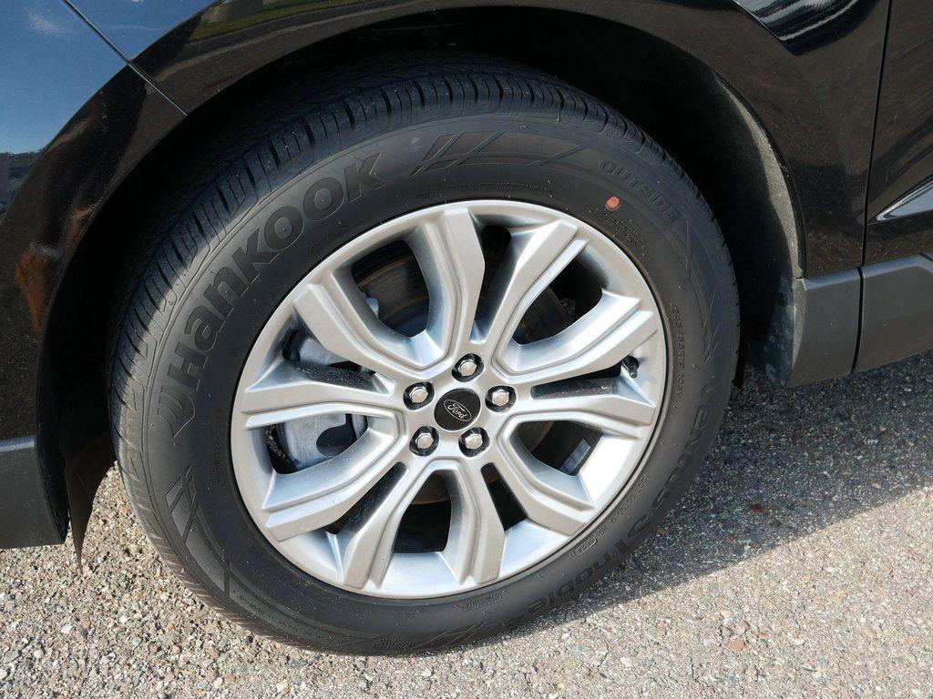 used 2024 Ford Edge car, priced at $31,991