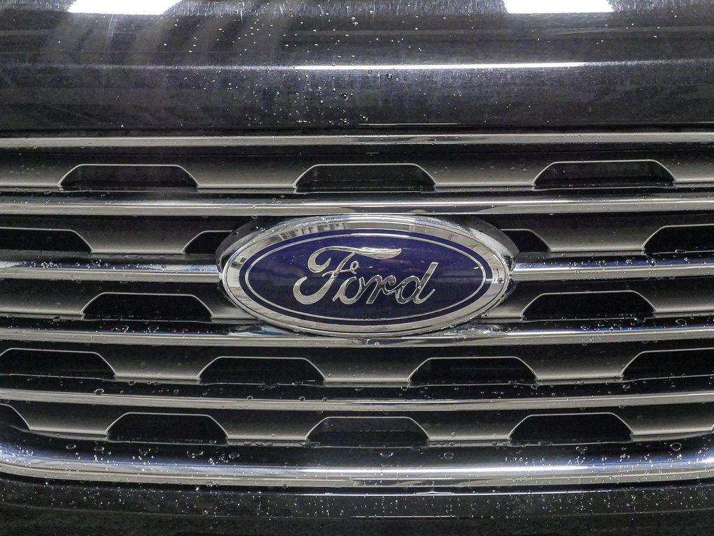 used 2024 Ford Edge car, priced at $30,982