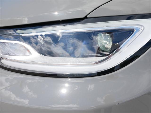 new 2024 Chrysler Pacifica car, priced at $43,456