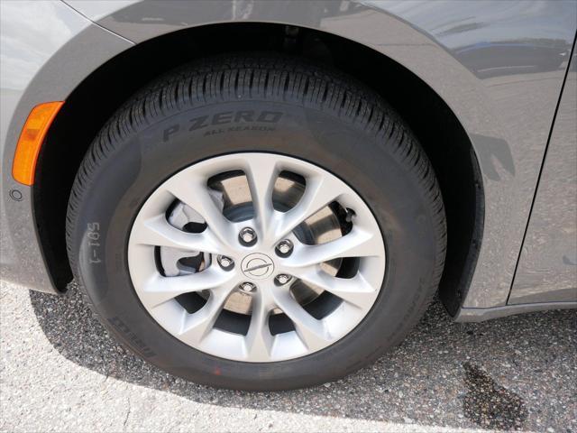 new 2024 Chrysler Pacifica car, priced at $43,456
