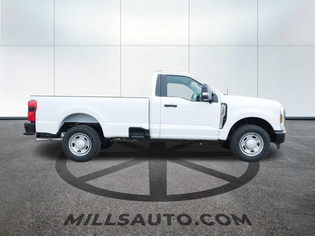 new 2024 Ford F-350 car, priced at $39,768