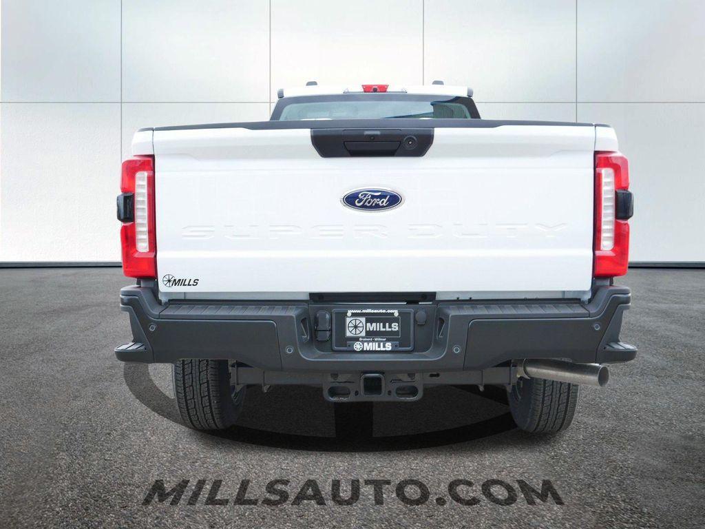 new 2024 Ford F-350 car, priced at $39,768