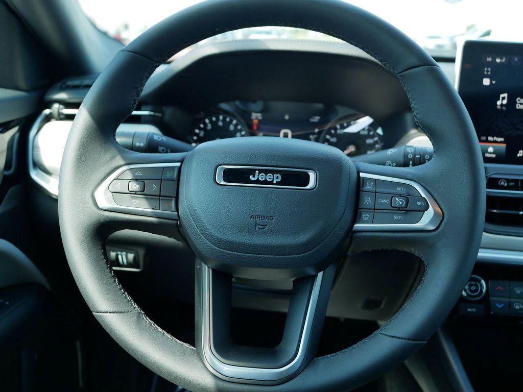new 2025 Jeep Compass car, priced at $32,435