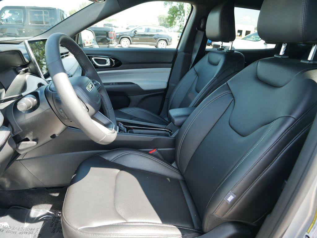 new 2025 Jeep Compass car, priced at $32,435