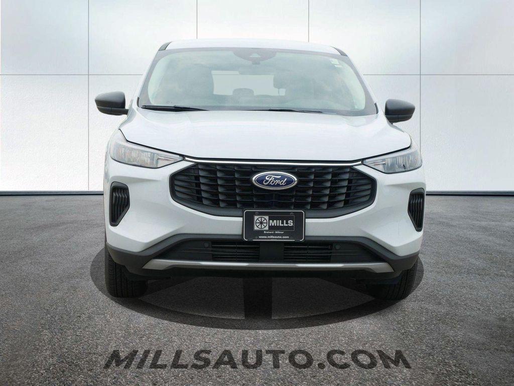 new 2025 Ford Escape car, priced at $29,250