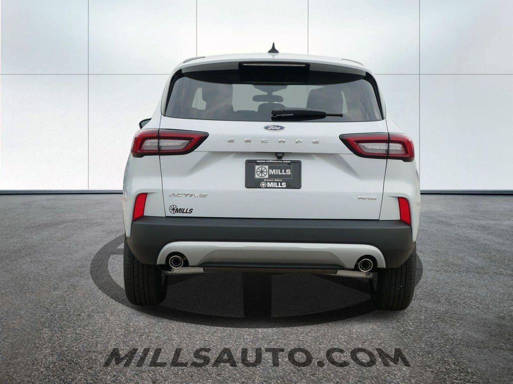 new 2025 Ford Escape car, priced at $29,250