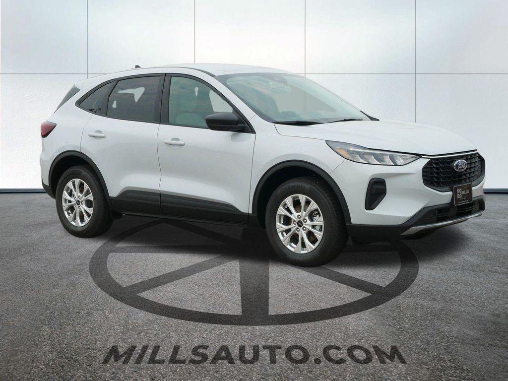 new 2025 Ford Escape car, priced at $29,250