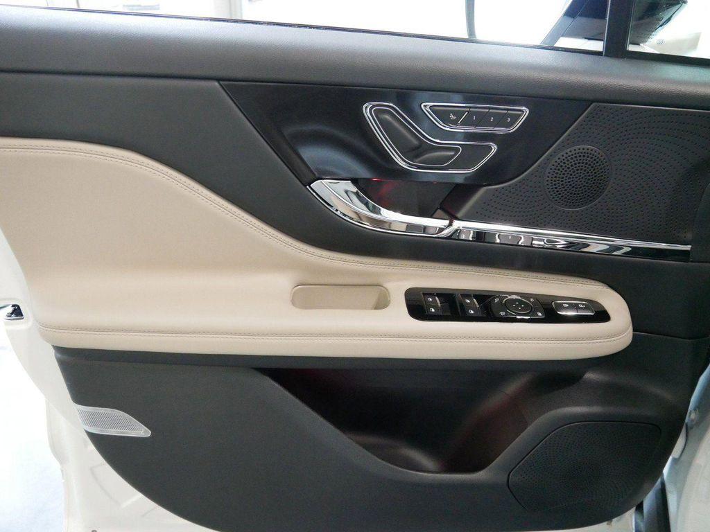 new 2025 Lincoln Corsair car, priced at $55,921