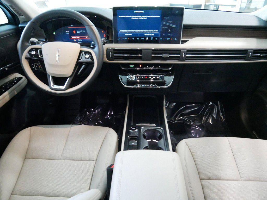 new 2025 Lincoln Corsair car, priced at $55,921