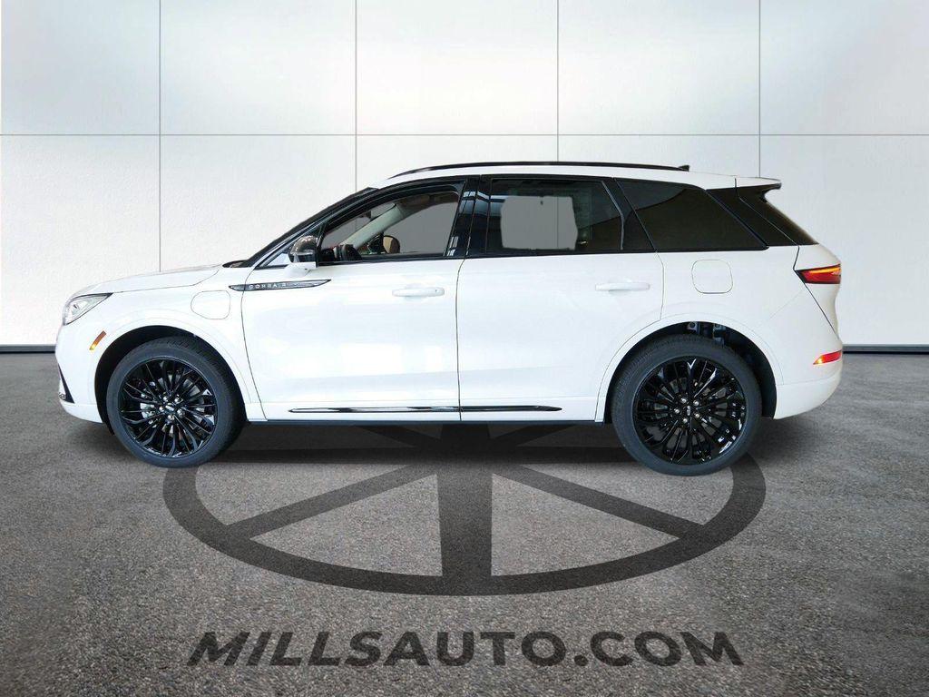 new 2025 Lincoln Corsair car, priced at $55,921