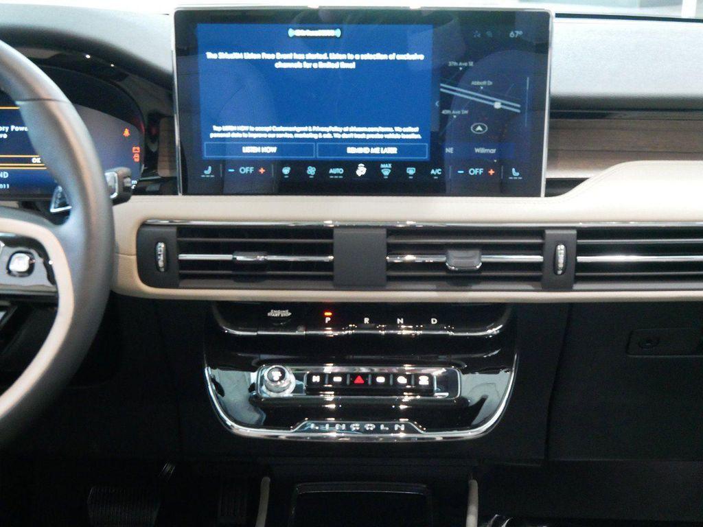 new 2025 Lincoln Corsair car, priced at $55,921
