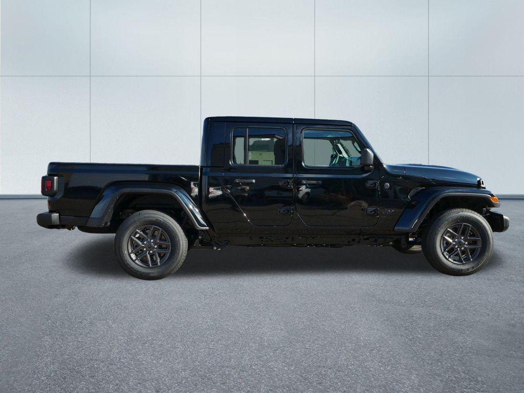 new 2025 Jeep Gladiator car, priced at $44,164