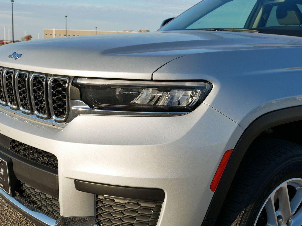 used 2023 Jeep Grand Cherokee L car, priced at $25,991