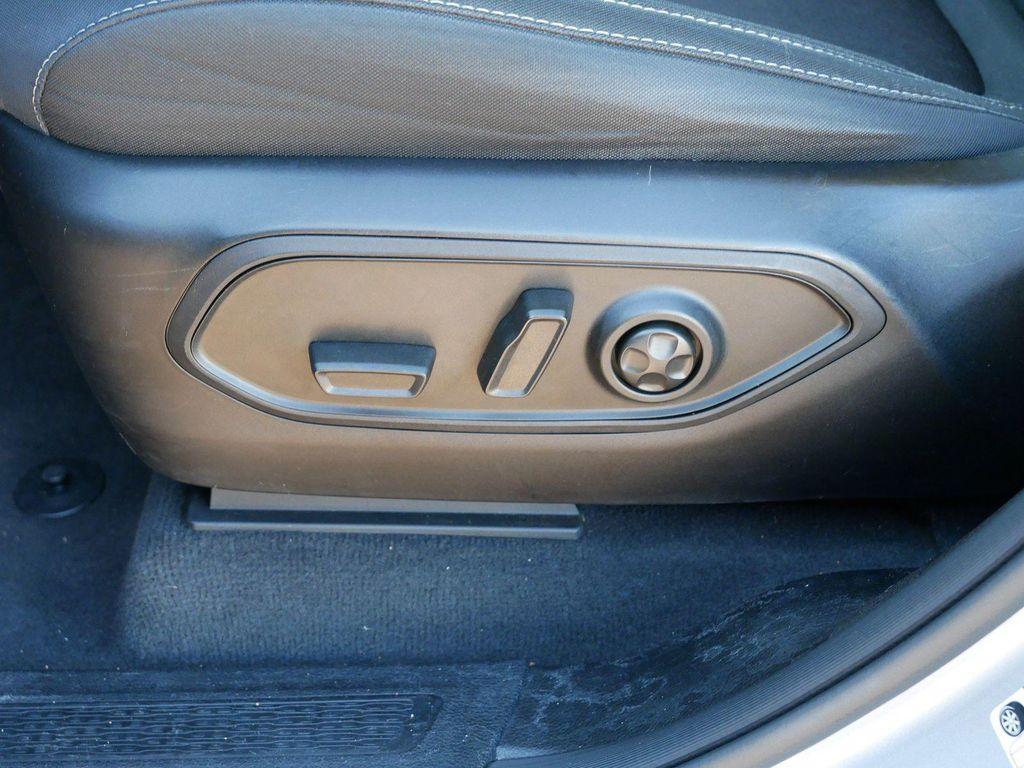 used 2023 Jeep Grand Cherokee L car, priced at $25,991