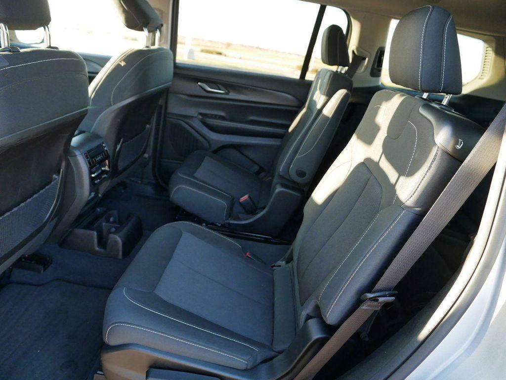 used 2023 Jeep Grand Cherokee L car, priced at $25,991