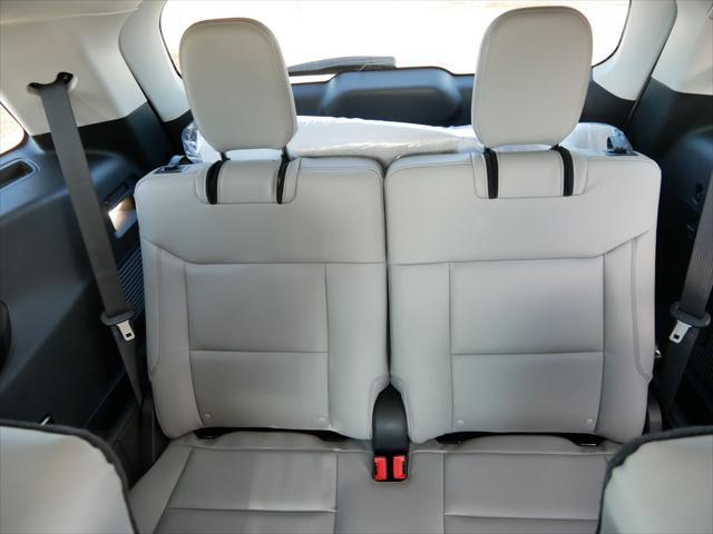 new 2025 Ford Explorer car, priced at $45,770