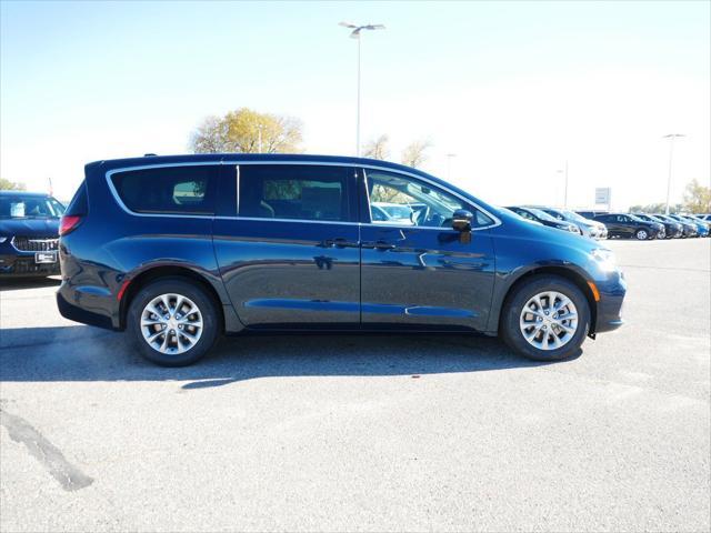 new 2024 Chrysler Pacifica car, priced at $43,794