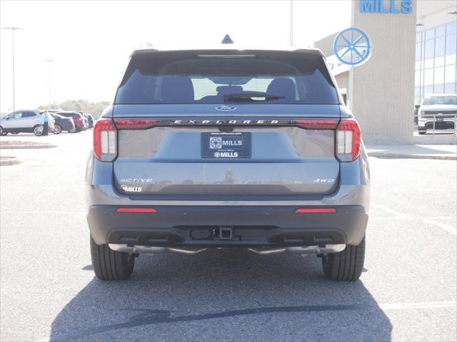 new 2025 Ford Explorer car, priced at $40,350