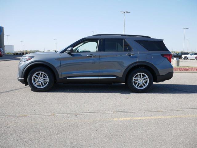 new 2025 Ford Explorer car, priced at $40,350