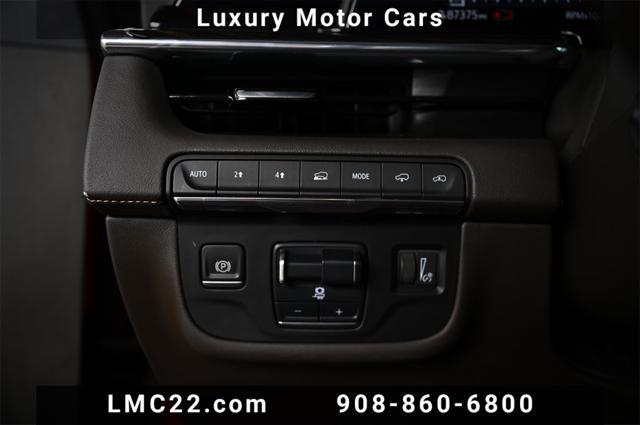 used 2021 Cadillac Escalade ESV car, priced at $60,894