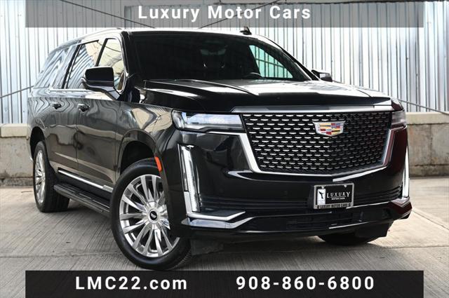 used 2023 Cadillac Escalade ESV car, priced at $60,892