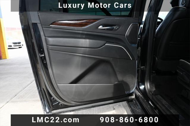 used 2023 Cadillac Escalade ESV car, priced at $60,892