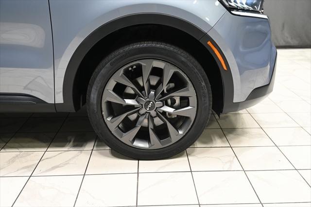 used 2023 Kia Sorento car, priced at $28,819