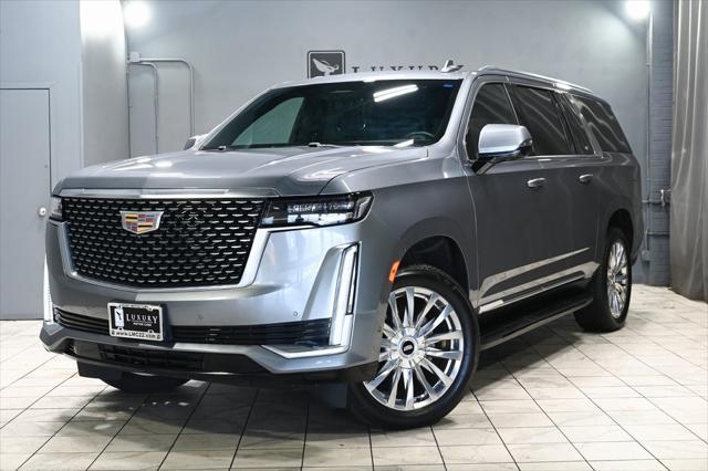 used 2022 Cadillac Escalade ESV car, priced at $58,888