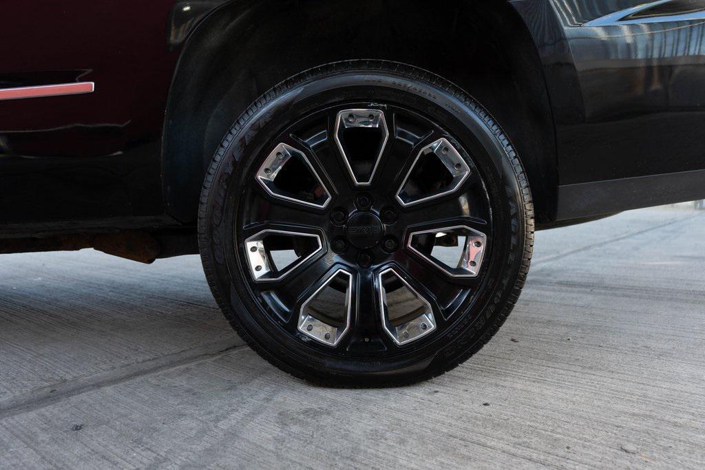 used 2019 GMC Yukon car, priced at $32,499