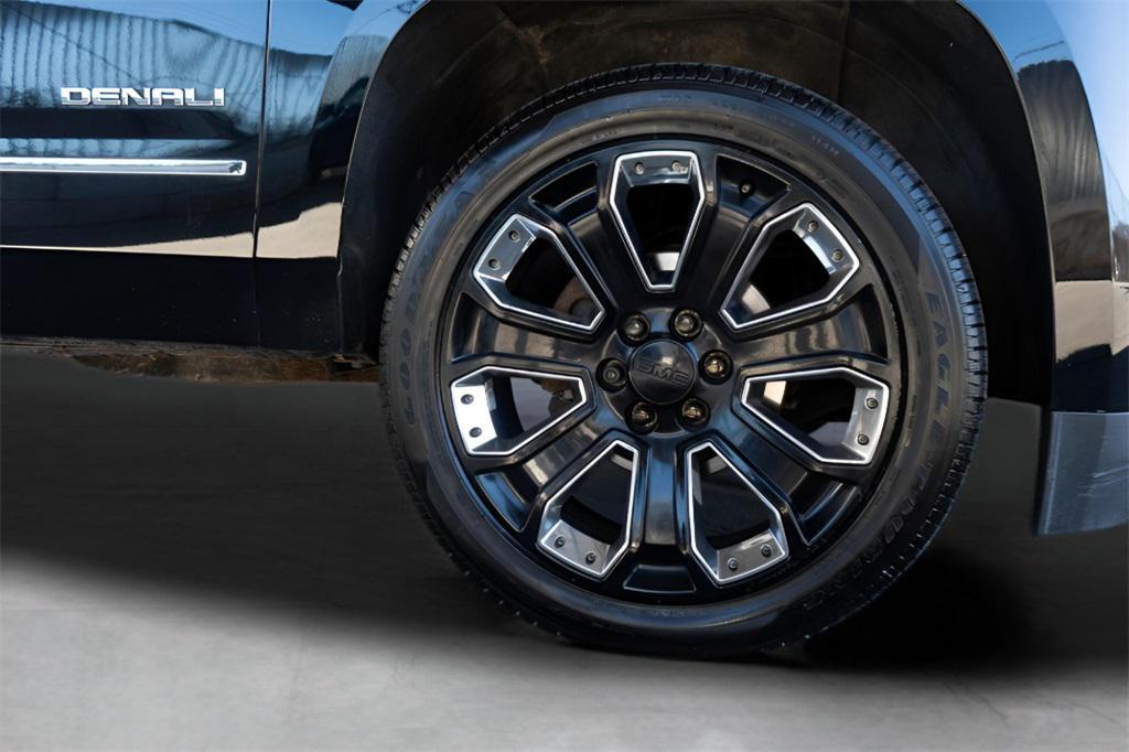 used 2019 GMC Yukon car, priced at $29,598