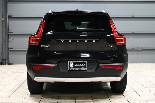 used 2020 Volvo XC40 car, priced at $23,799