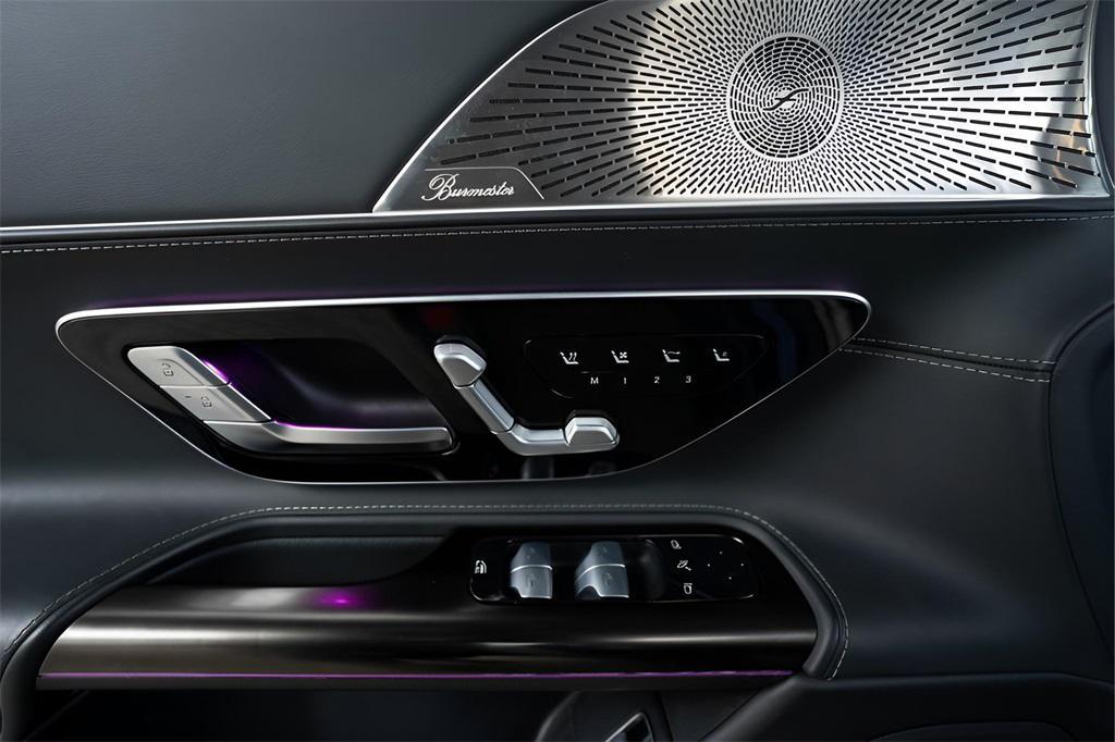 used 2022 Mercedes-Benz AMG SL 55 car, priced at $76,432