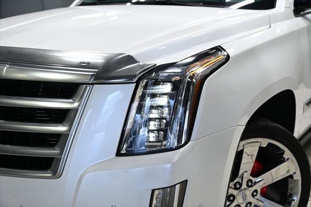 used 2017 Cadillac Escalade car, priced at $29,880