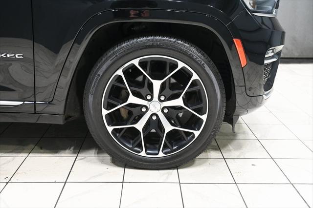 used 2022 Jeep Grand Cherokee car, priced at $33,995