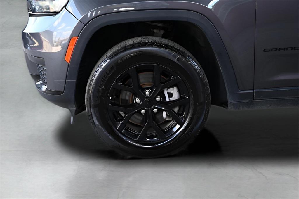 used 2024 Jeep Grand Cherokee L car, priced at $29,143
