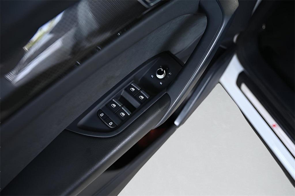 used 2022 Audi SQ5 car, priced at $29,543