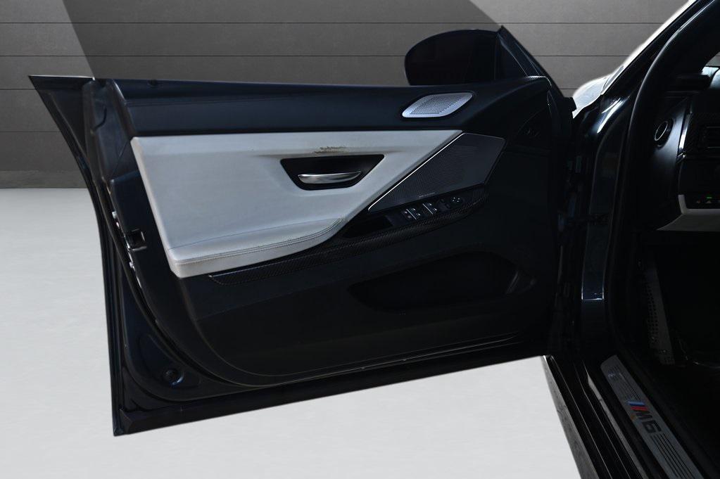 used 2015 BMW M6 car, priced at $24,131