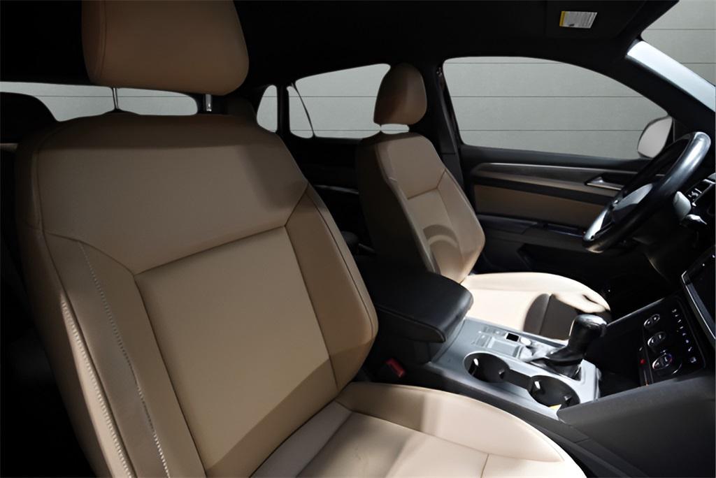 used 2020 Volkswagen Atlas Cross Sport car, priced at $23,745