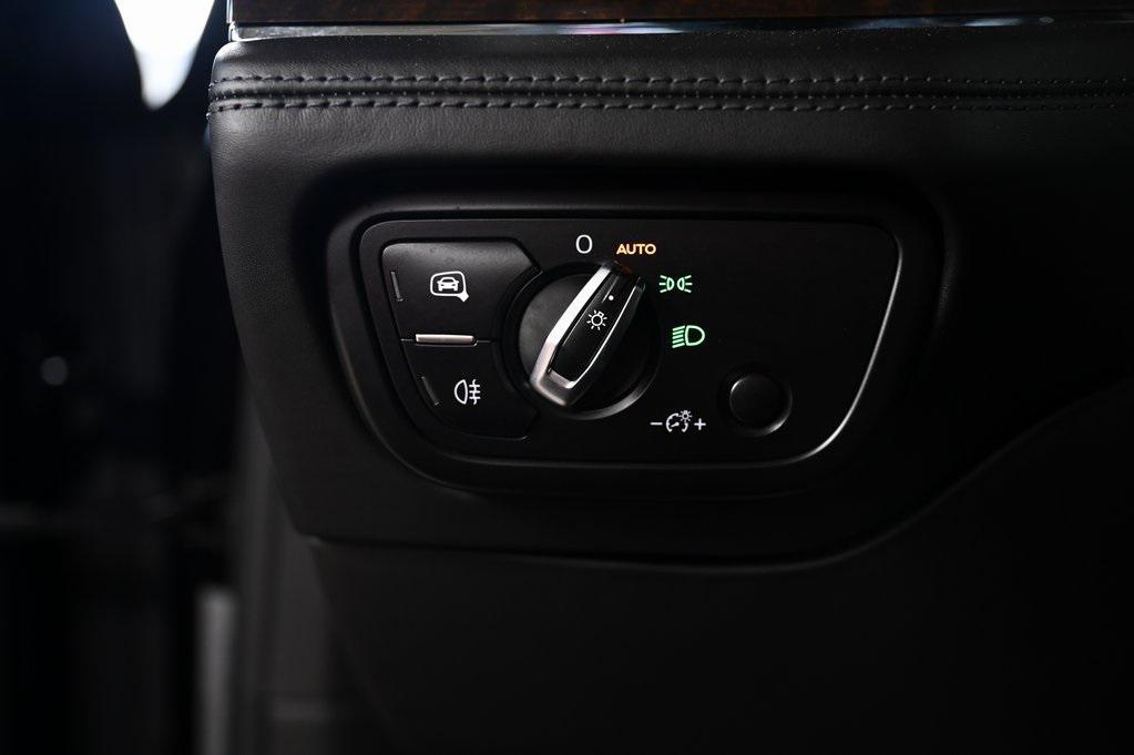 used 2019 Bentley Bentayga car, priced at $64,342