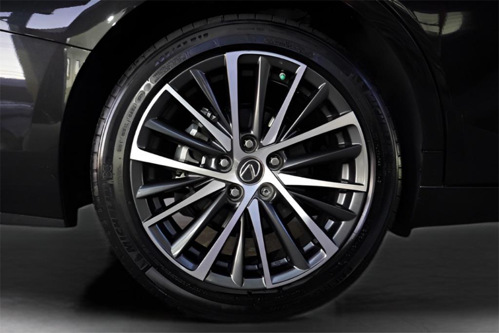 used 2025 Lexus ES 350 car, priced at $39,673