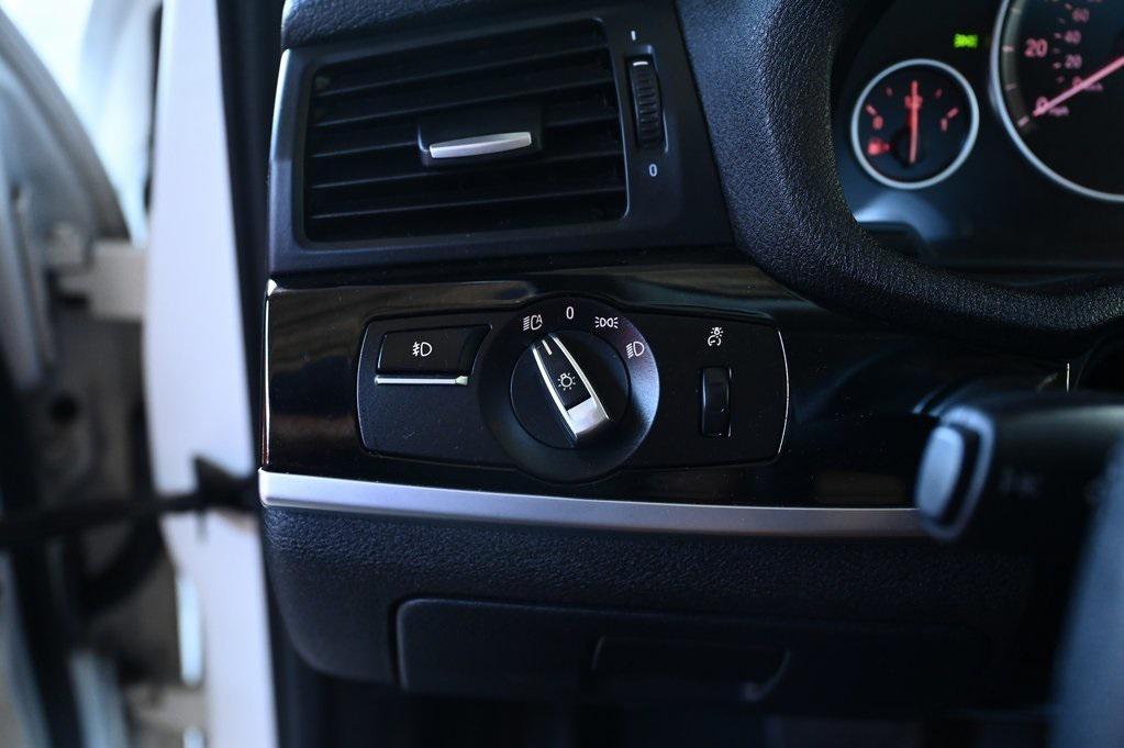 used 2015 BMW X4 car, priced at $17,321