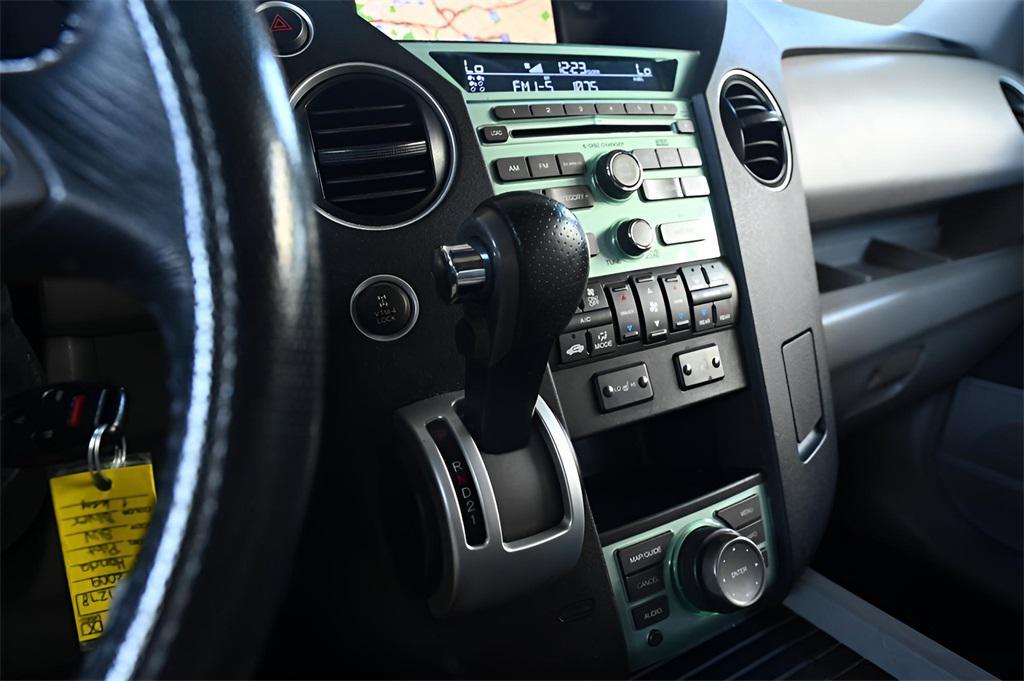 used 2009 Honda Pilot car, priced at $5,642