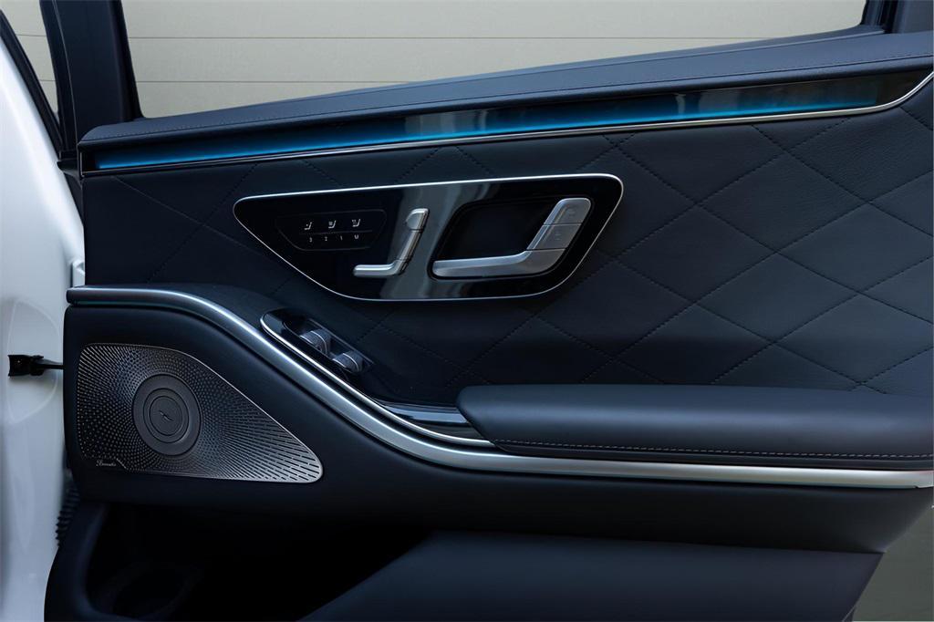 used 2022 Mercedes-Benz S-Class car, priced at $61,994