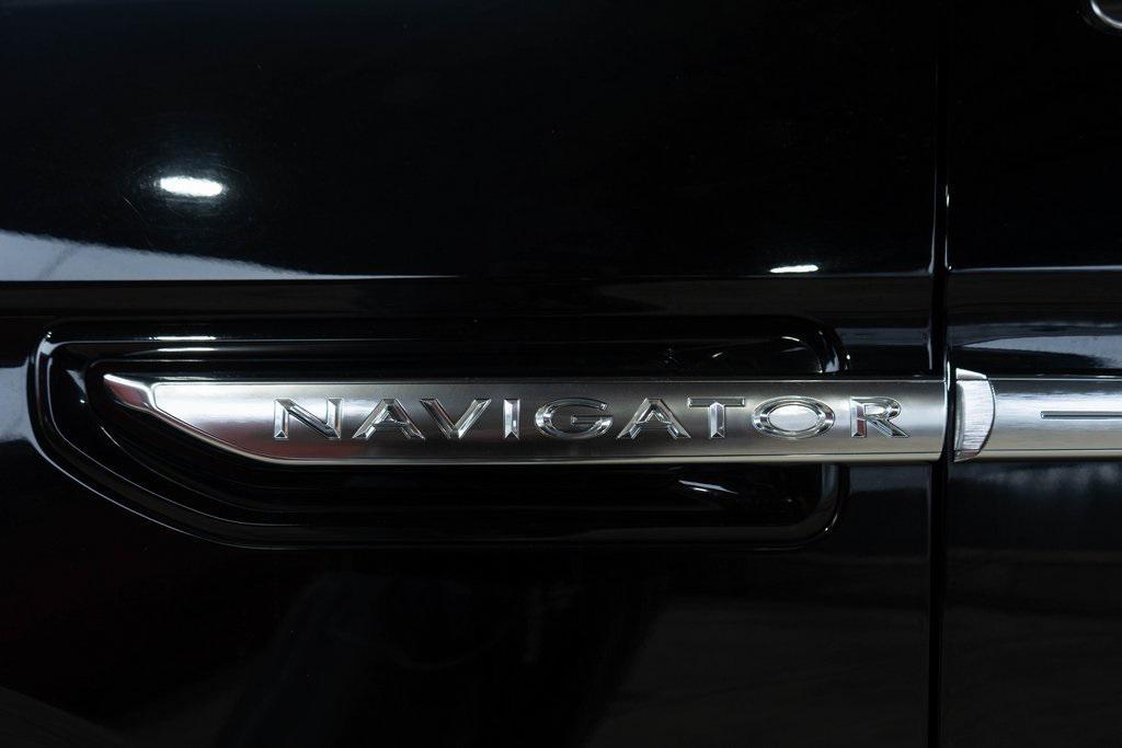 used 2019 Lincoln Navigator L car, priced at $30,318