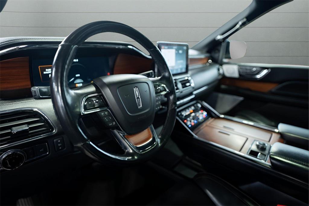 used 2019 Lincoln Navigator L car, priced at $30,318