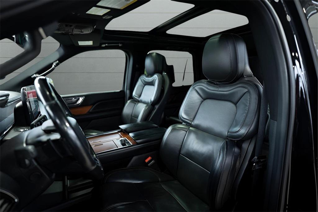 used 2019 Lincoln Navigator L car, priced at $30,318
