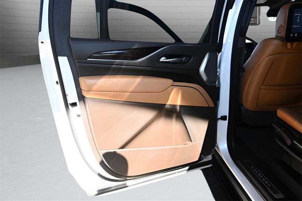 used 2021 Cadillac Escalade ESV car, priced at $57,443