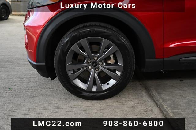 used 2022 Ford Explorer car, priced at $17,001