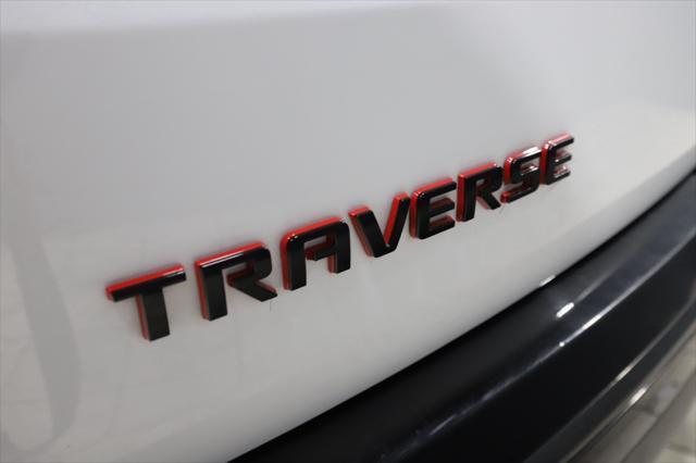 used 2021 Chevrolet Traverse car, priced at $33,598