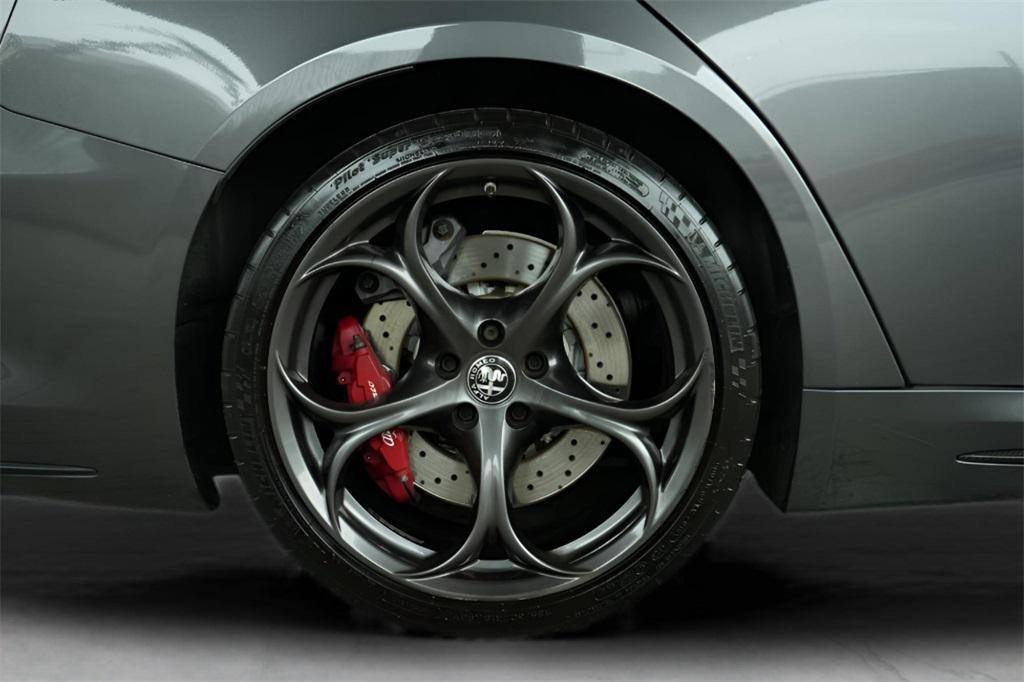 used 2019 Alfa Romeo Giulia car, priced at $33,131